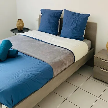 Apartment Le 10 Gambetta Parking Prive- Centre- Confort Carcassonne